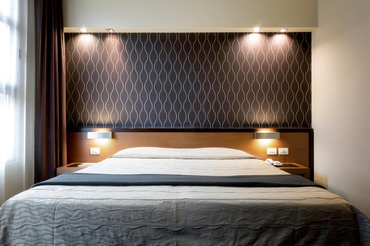 Hc3 Hotel Болонья Екстер'єр фото